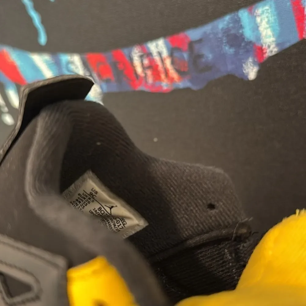 Kids Nike Air Jordan 4 Retro “Thunder”